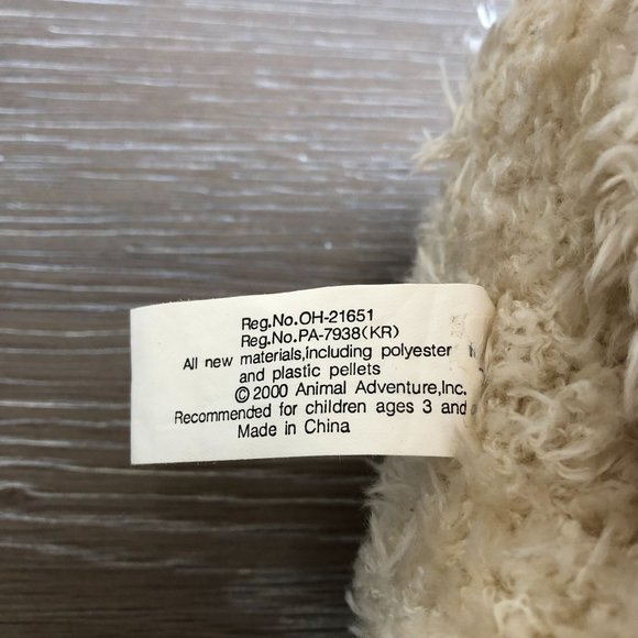 Animal Adventure Inc Beige Tan Bear Red Ribbon Bouquet of Roses 10" 2000 RETIRED - Picture 7 of 7